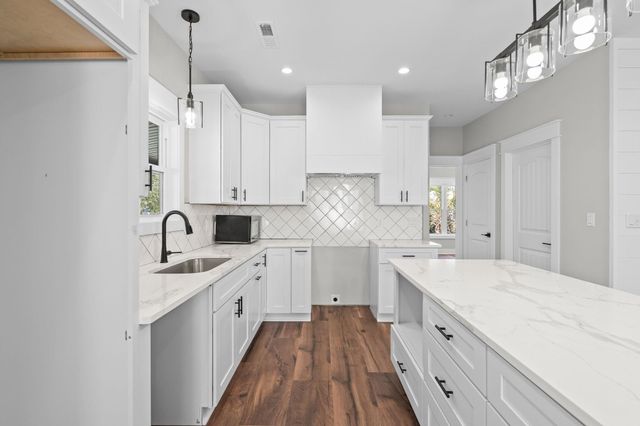 6001 - 1042 S Kings Hwy., Myrtle Beach, SC 29575