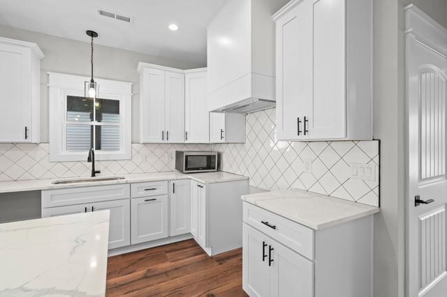 6001 - 1042 S Kings Hwy., Myrtle Beach, SC 29575
