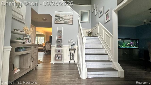 48760 Fifth Avenue, Canton, MI 48188
