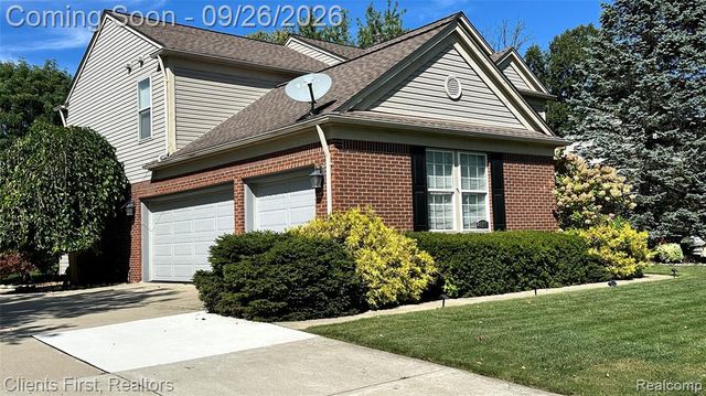 48760 Fifth Avenue, Canton, MI 48188