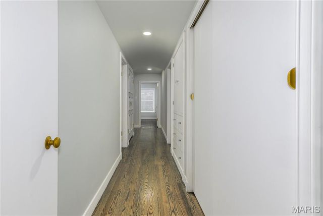 18 Country Aire Drive, St Louis, MO 63131