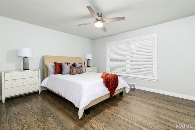 18 Country Aire Drive, St Louis, MO 63131