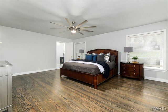 18 Country Aire Drive, St Louis, MO 63131