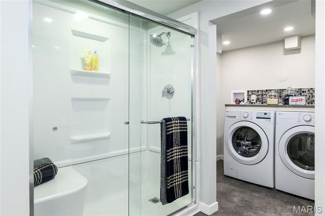 18 Country Aire Drive, St Louis, MO 63131