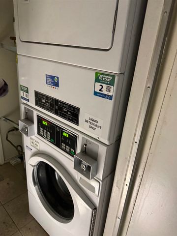 2120 E 22Nd St, Oakland, CA 94606