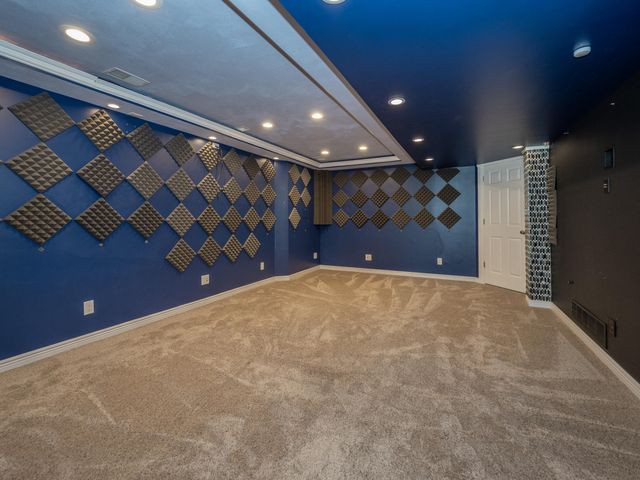 27120 Birmingham Court, Antwerp Twp, MI 49079