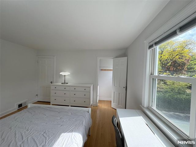 24 Palmer, Tenafly, NJ 07670