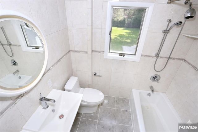 24 Palmer, Tenafly, NJ 07670