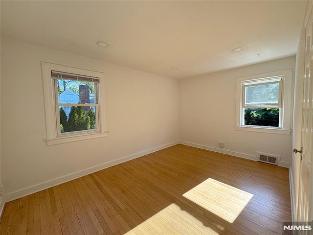 24 Palmer, Tenafly, NJ 07670
