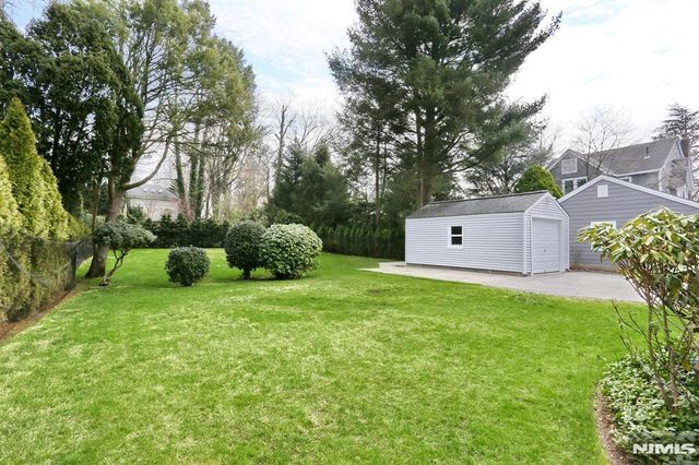 24 Palmer, Tenafly, NJ 07670