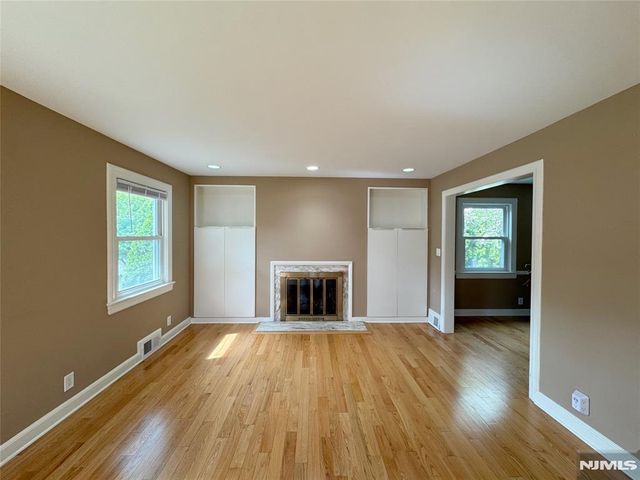 24 Palmer, Tenafly, NJ 07670