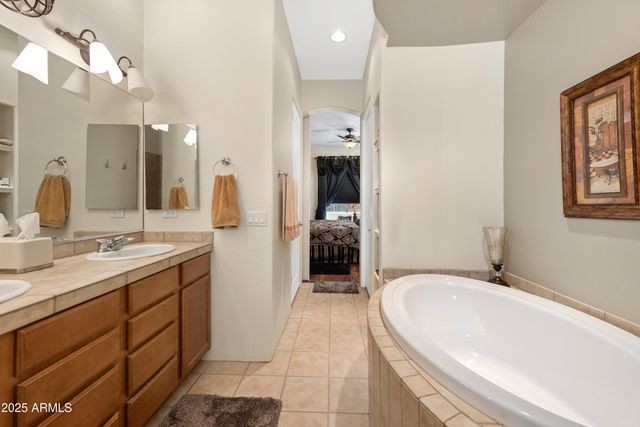 5370 S DESERT DAWN Drive 39, Gold Canyon, AZ 85118