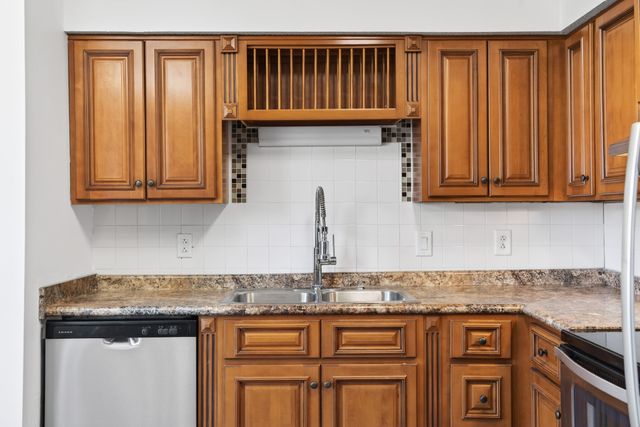 250 Sanders Ferry Rd Apt 36, Hendersonville, TN 37075