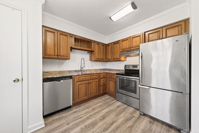 250 Sanders Ferry Rd Apt 36, Hendersonville, TN 37075