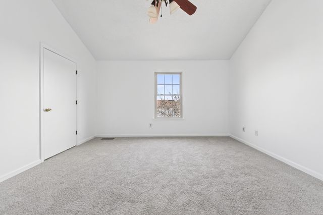 250 Sanders Ferry Rd Apt 36, Hendersonville, TN 37075