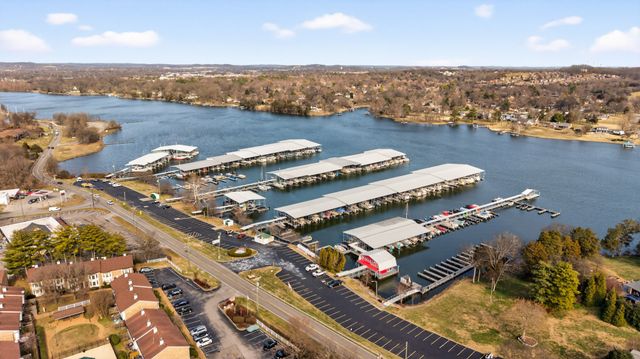 250 Sanders Ferry Rd Apt 36, Hendersonville, TN 37075