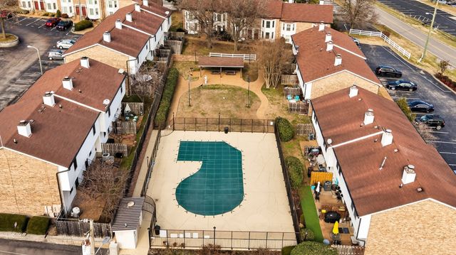 250 Sanders Ferry Rd Apt 36, Hendersonville, TN 37075