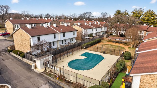 250 Sanders Ferry Rd Apt 36, Hendersonville, TN 37075