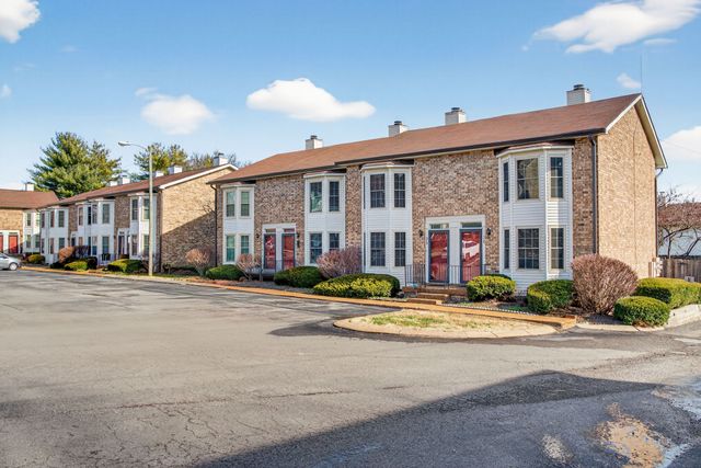 250 Sanders Ferry Rd Apt 36, Hendersonville, TN 37075