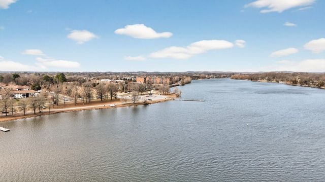 250 Sanders Ferry Rd Apt 36, Hendersonville, TN 37075