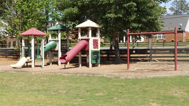 4071 Copper Creek Way, Buford, GA 30519