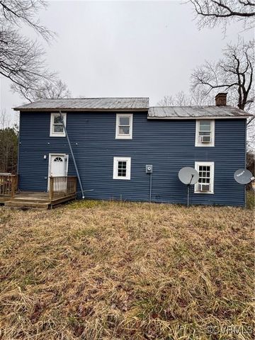 23315 King William Rd, West Point, VA 23181