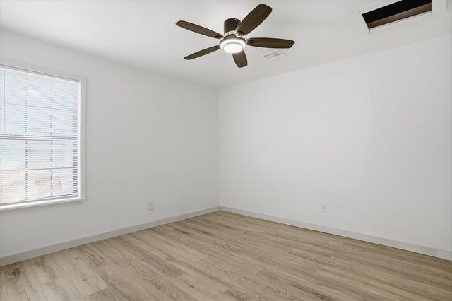 1512 NW Euclid Ave, Lawton, OK 73507