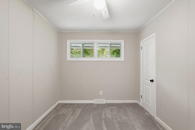2605 WOODLAWN DR, Bristol, PA 19007