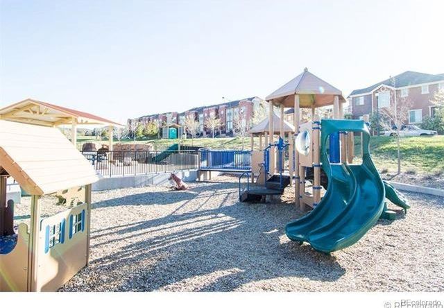 10262 Greentrail Circle, Lone Tree, CO 80124