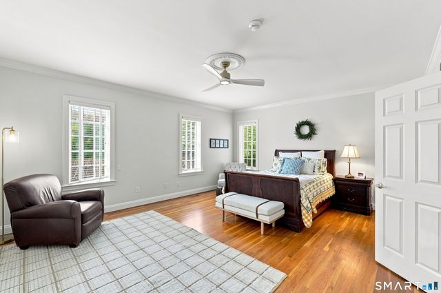 9 Whitehall Court, Middlebury, CT 06762