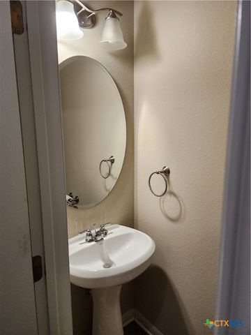 330 Trestle Tree 22, San Marcos, TX 78666