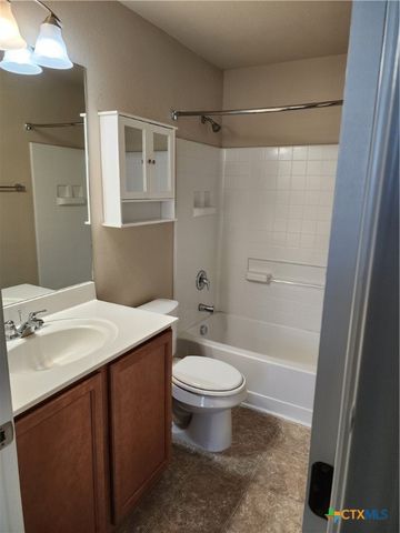 330 Trestle Tree 22, San Marcos, TX 78666