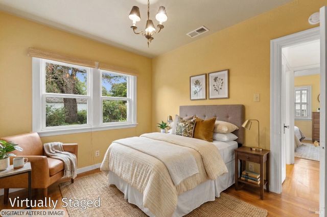 872 Carr Ave, Santa Rosa, CA 95404