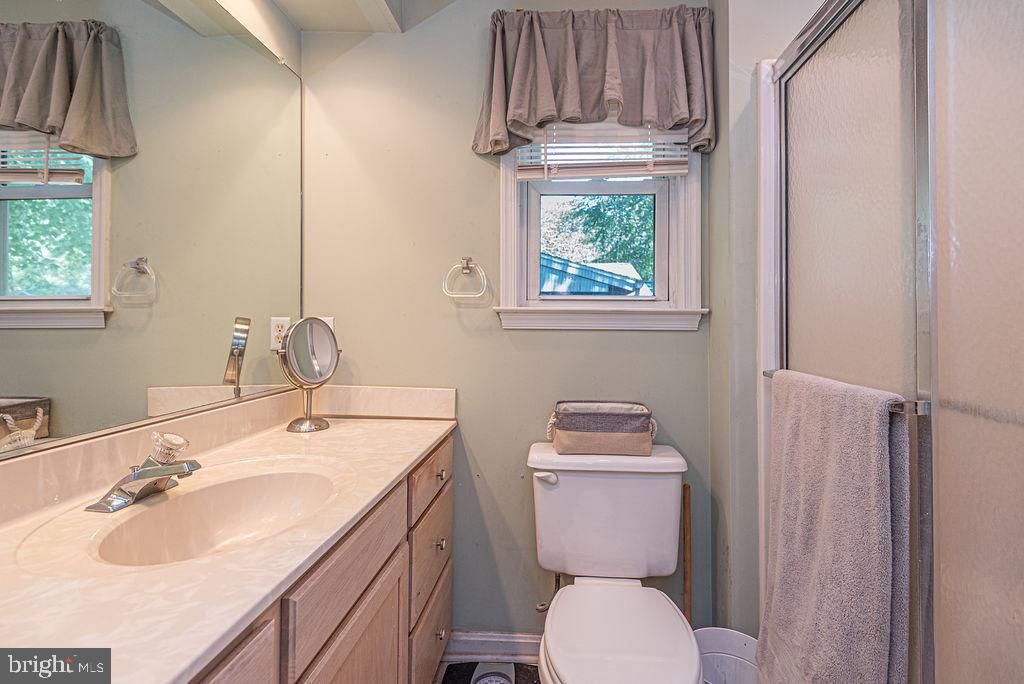 Image 26 of property listing at 17 GREENWOOD LN, Ocean Pines, MD 21811