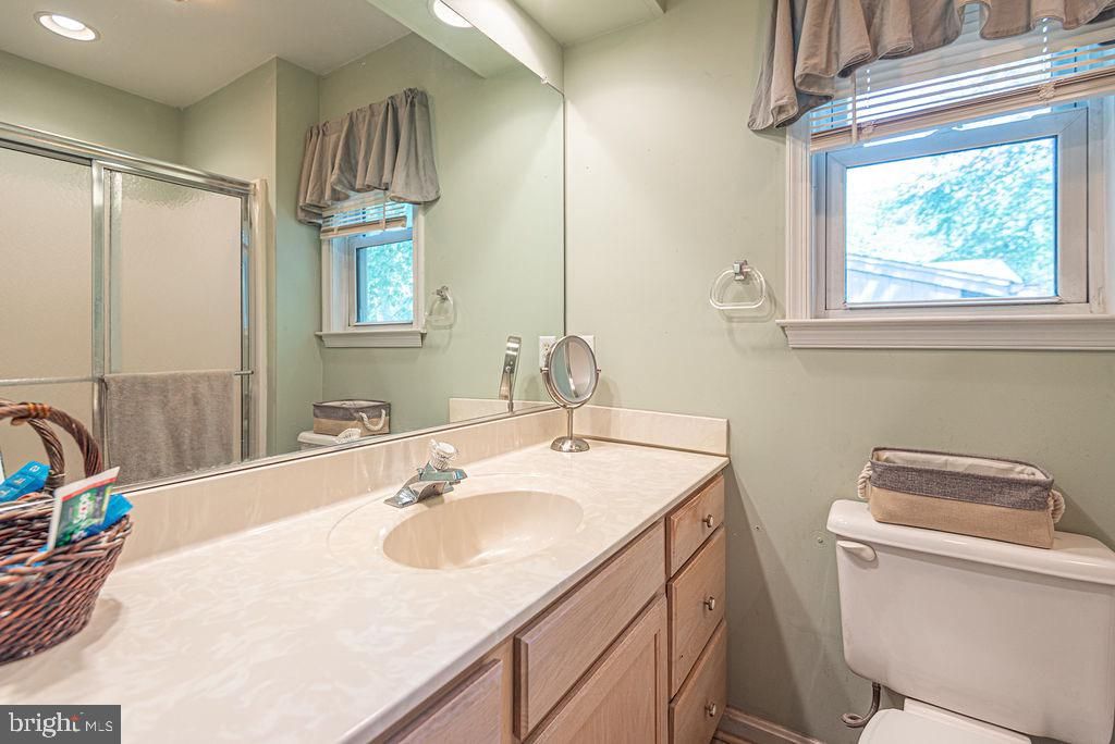 Image 27 of property listing at 17 GREENWOOD LN, Ocean Pines, MD 21811