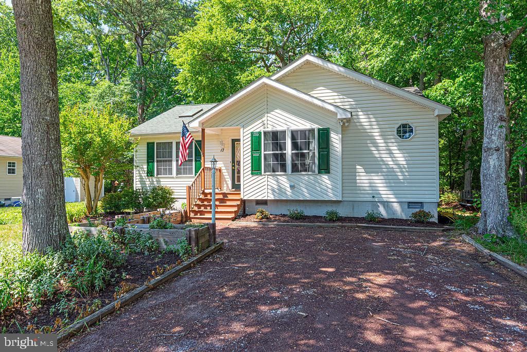 Image 34 of property listing at 17 GREENWOOD LN, Ocean Pines, MD 21811
