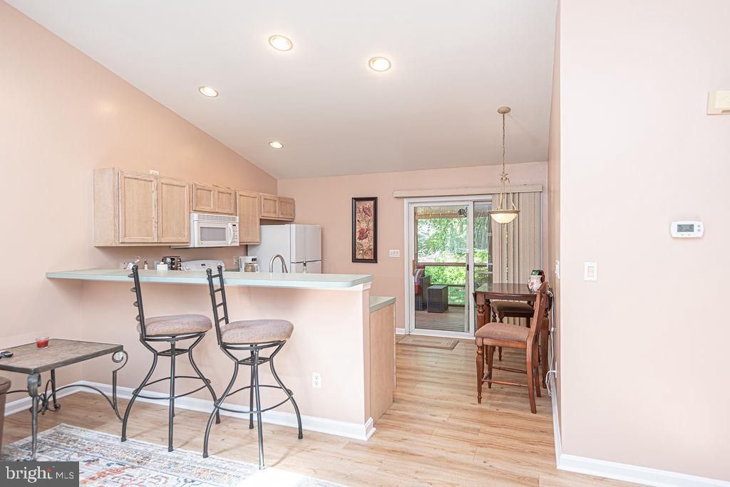 Image 7 of property listing at 17 GREENWOOD LN, Ocean Pines, MD 21811