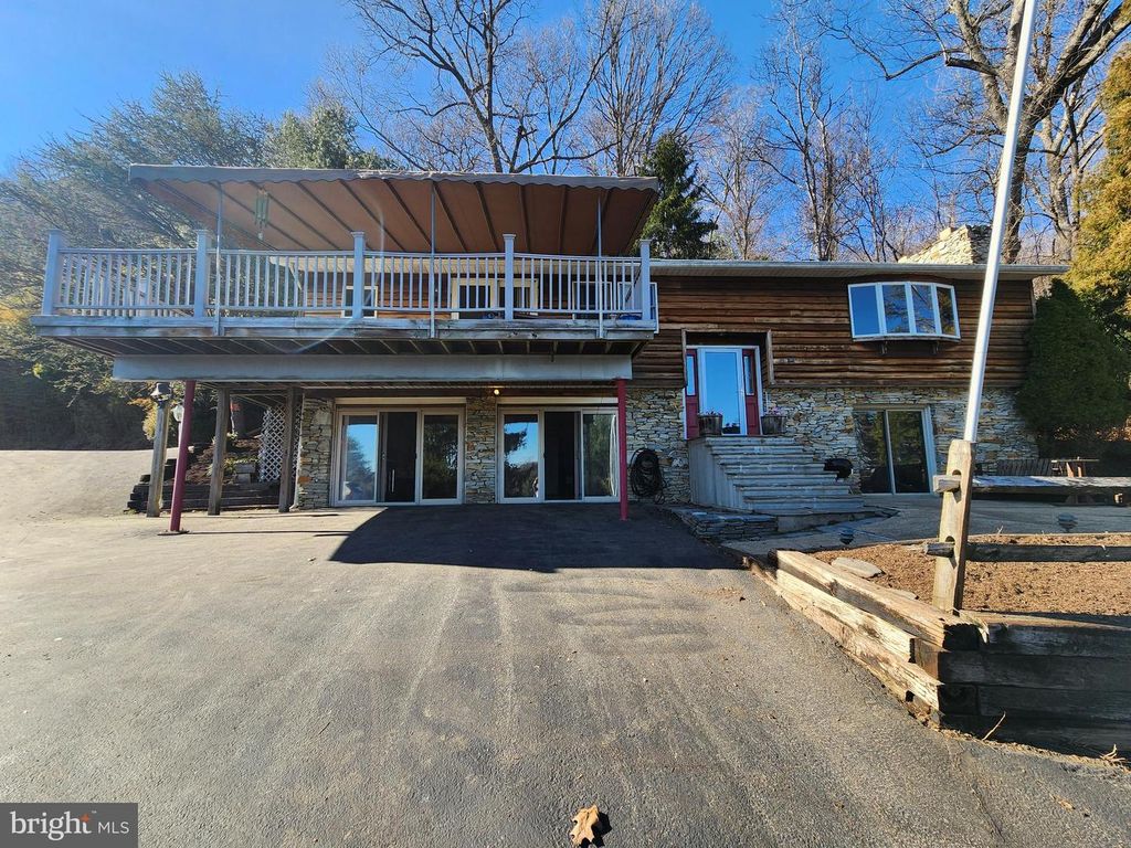 186 SHENKS FERRY RD, Conestoga, PA 17516