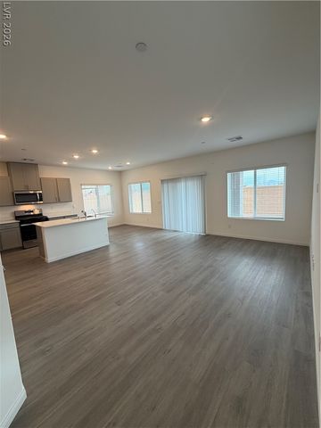 1107 Saffron Toucan Lane, Henderson, NV 89011