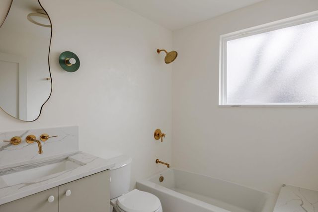 4515 Bull Creek RD, Austin, TX 78731