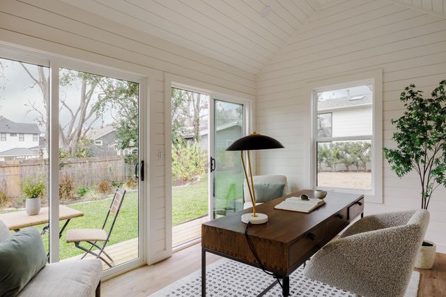 4515 Bull Creek RD, Austin, TX 78731