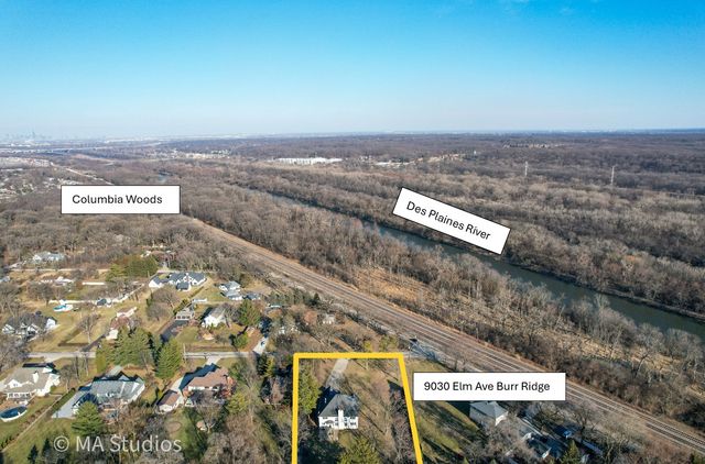 9030 Elm Avenue, Burr Ridge, IL 60527