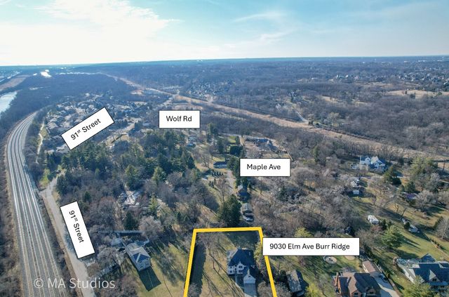 9030 Elm Avenue, Burr Ridge, IL 60527