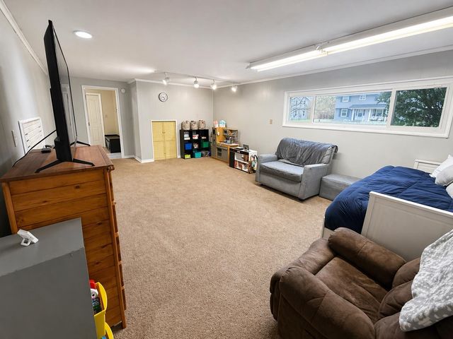 5616 Dartmouth Drive, Fort Wayne, IN 46825