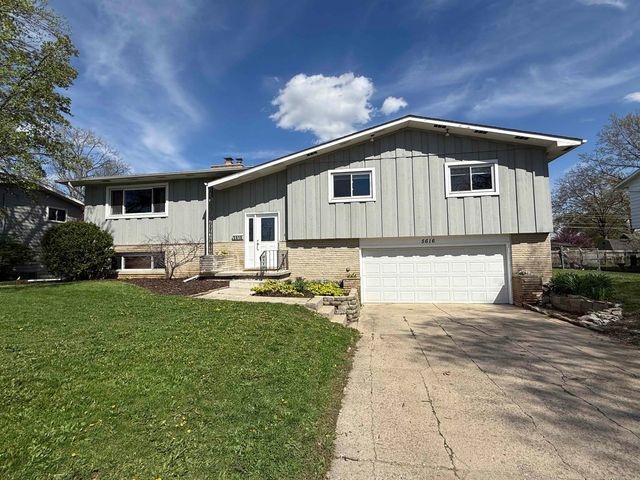 5616 Dartmouth Drive, Fort Wayne, IN 46825