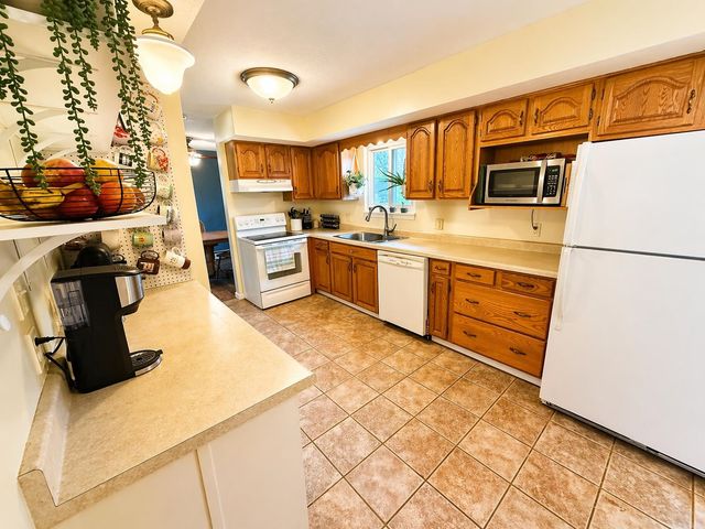 5616 Dartmouth Drive, Fort Wayne, IN 46825