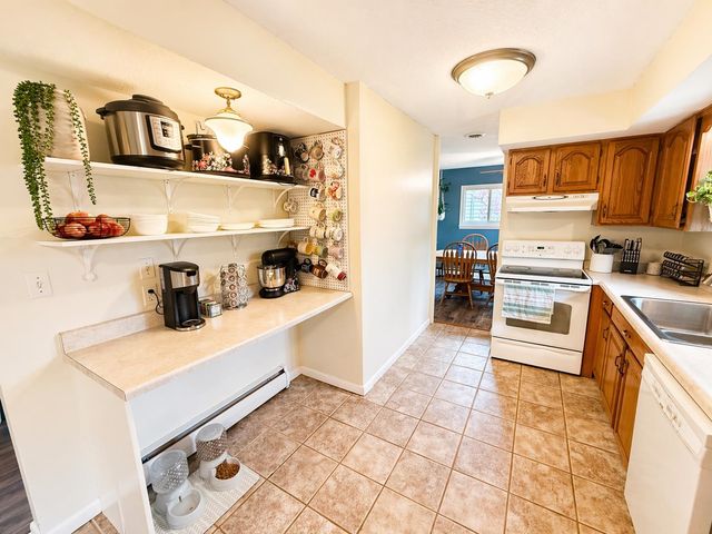 5616 Dartmouth Drive, Fort Wayne, IN 46825