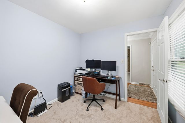 3304 Hunting Hills Drive, Lexington, KY 40515