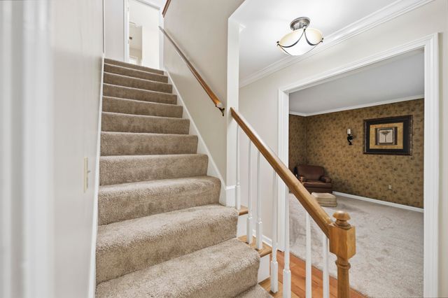 3304 Hunting Hills Drive, Lexington, KY 40515