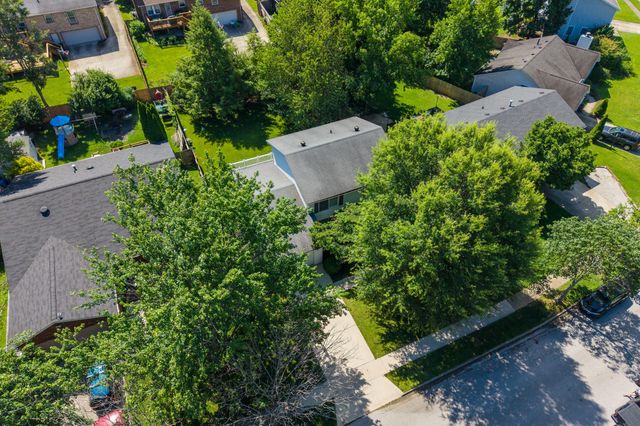 3304 Hunting Hills Drive, Lexington, KY 40515